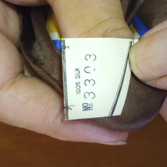 NWT Echo Square Floral Silk Scarf. Yellow Gold Teal Blue Green Brown White - Picture 5 of 6